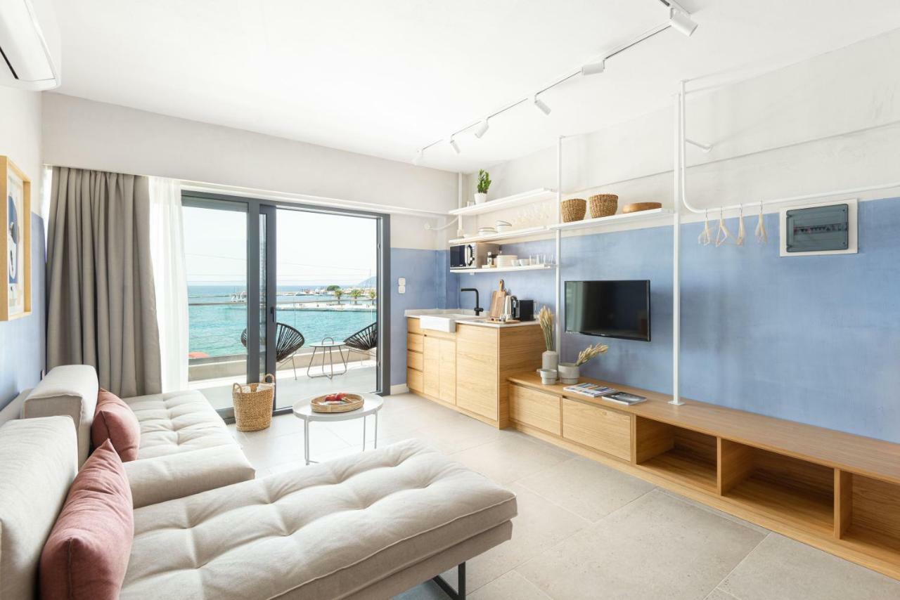 Eladia Suites เนโอสมาร์มาราส ภายนอก รูปภาพ