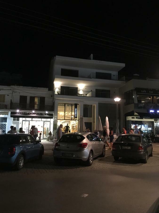 Eladia Suites เนโอสมาร์มาราส ภายนอก รูปภาพ
