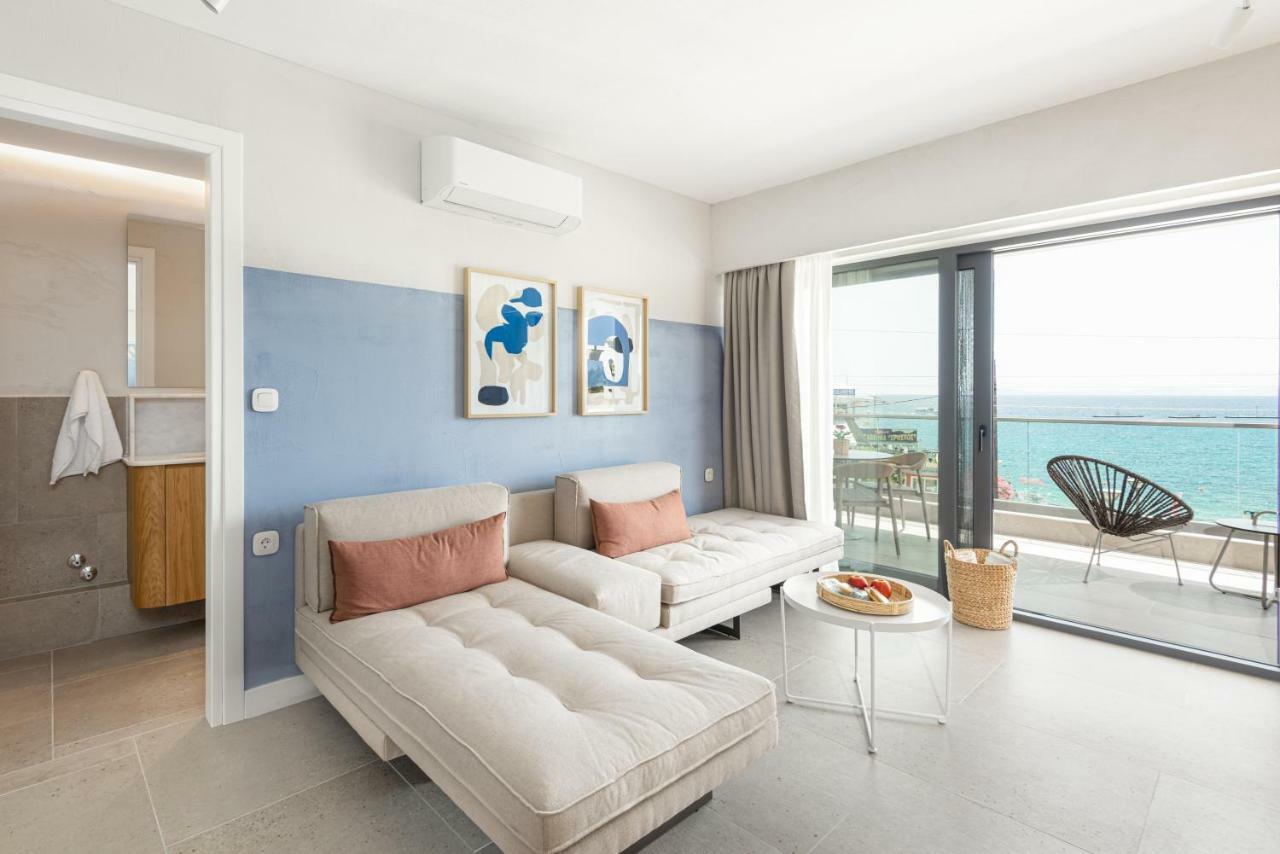 Eladia Suites เนโอสมาร์มาราส ภายนอก รูปภาพ